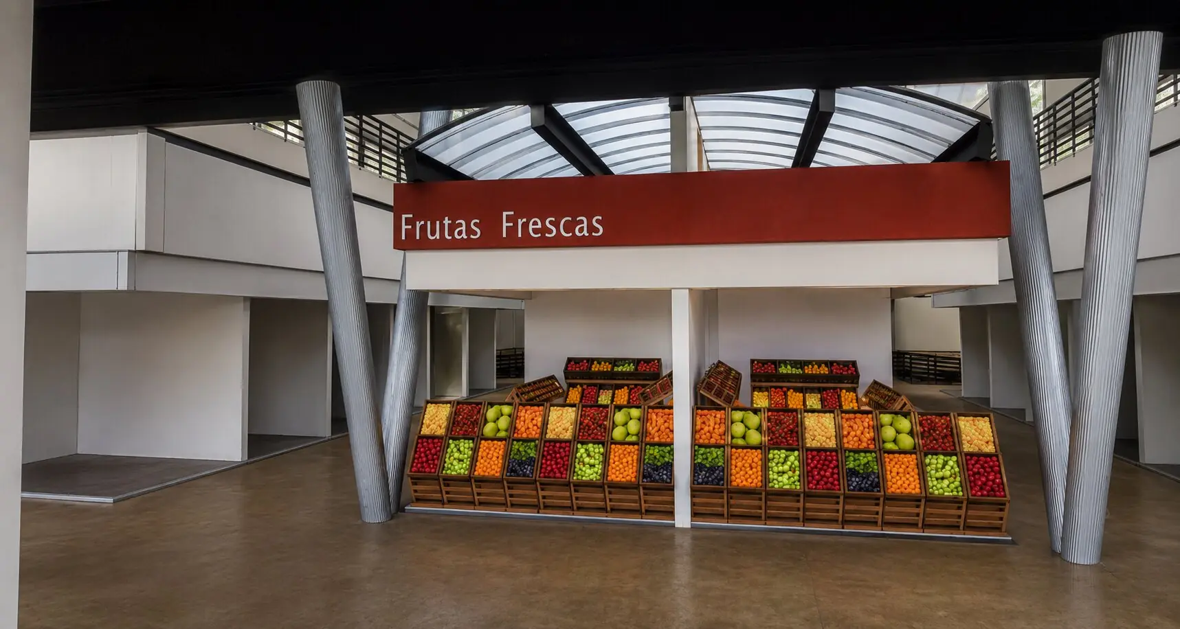 Exhibición de frutas frescas — Mercado Municipal de Caimitillo