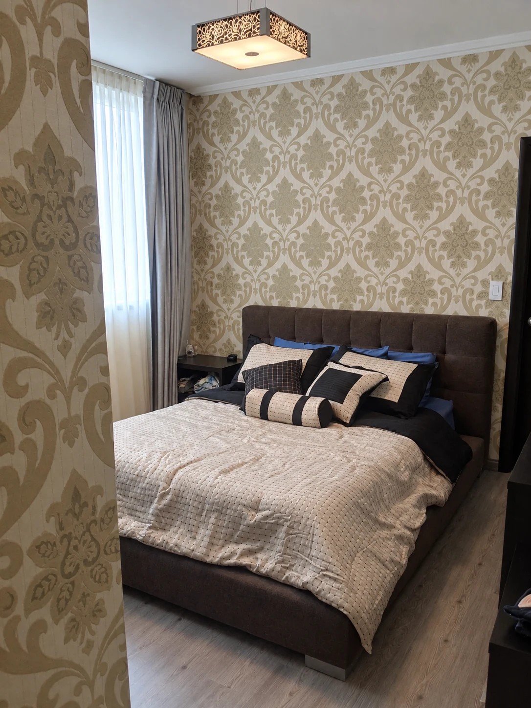 Dormitorio principal actualizado.