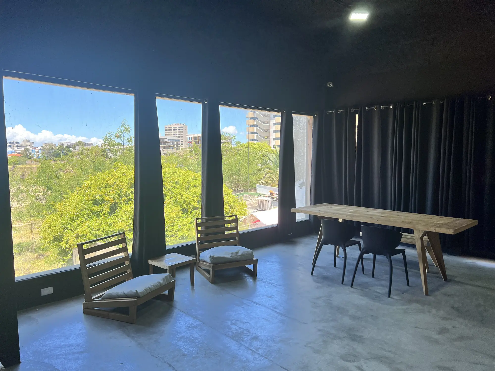 Planta abierta y flexible terminada.