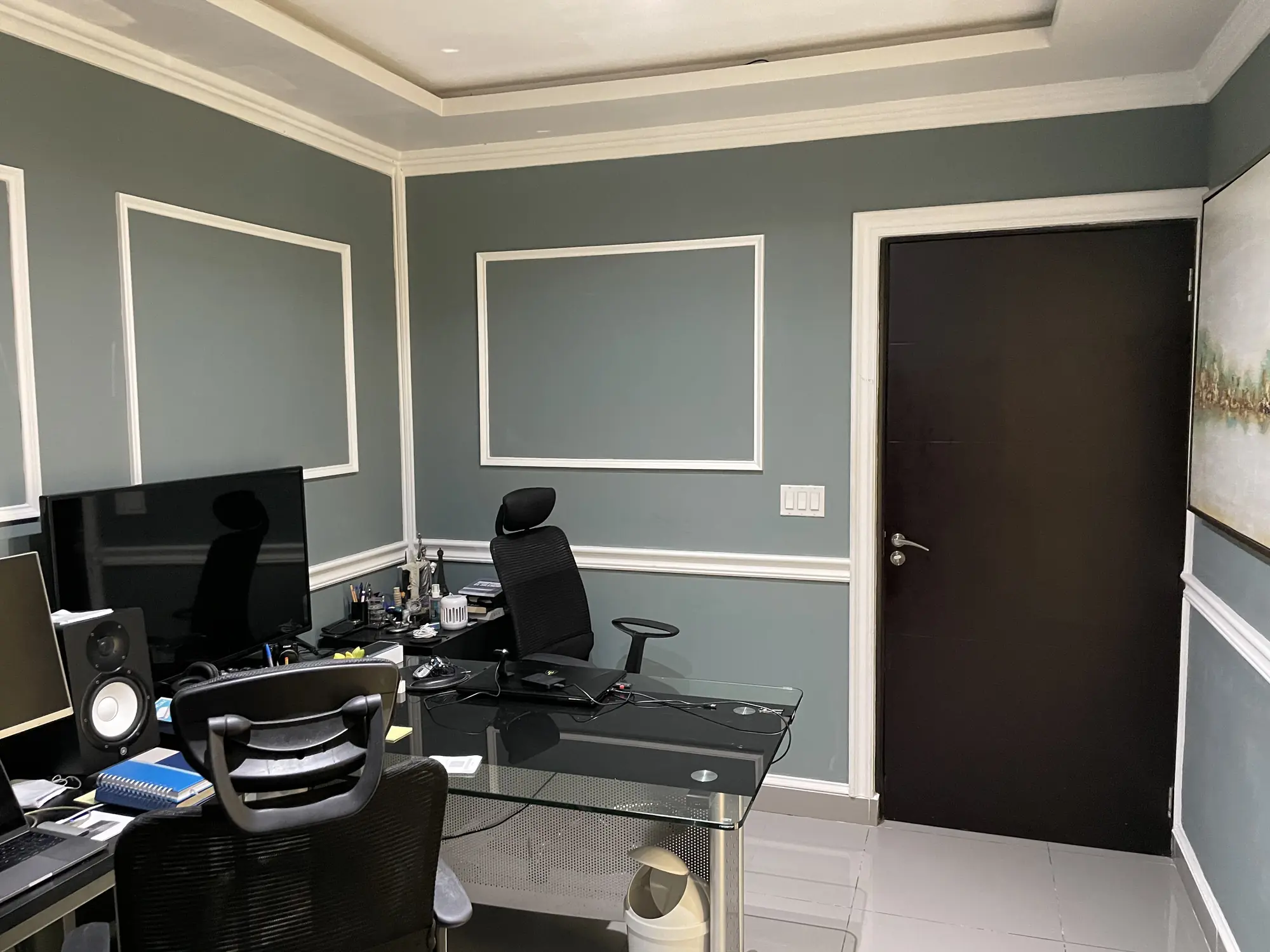 Oficina residencial terminada.
